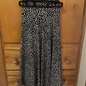 Swingy Dress Barn Elastic Waist Skirt